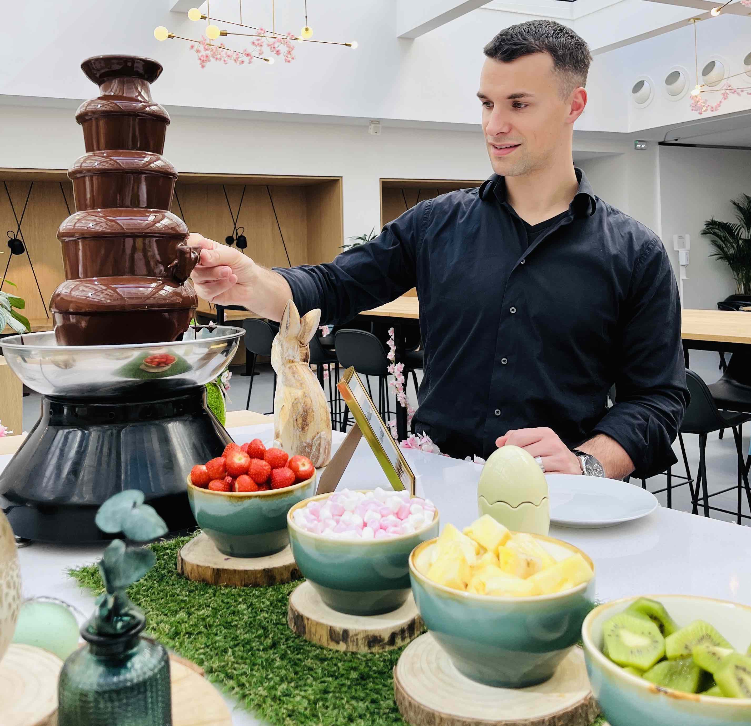 Animation fontaine chocolat en entreprise - Les Furibons